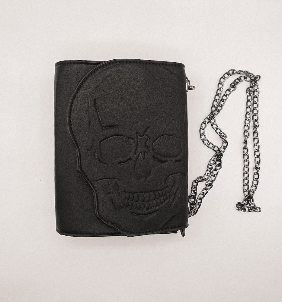 Grave Intentions Skull handbag