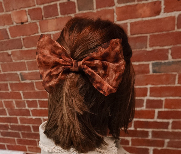 Leapard Bow