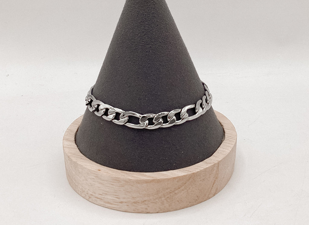 Golden Ember Chain Bracelet