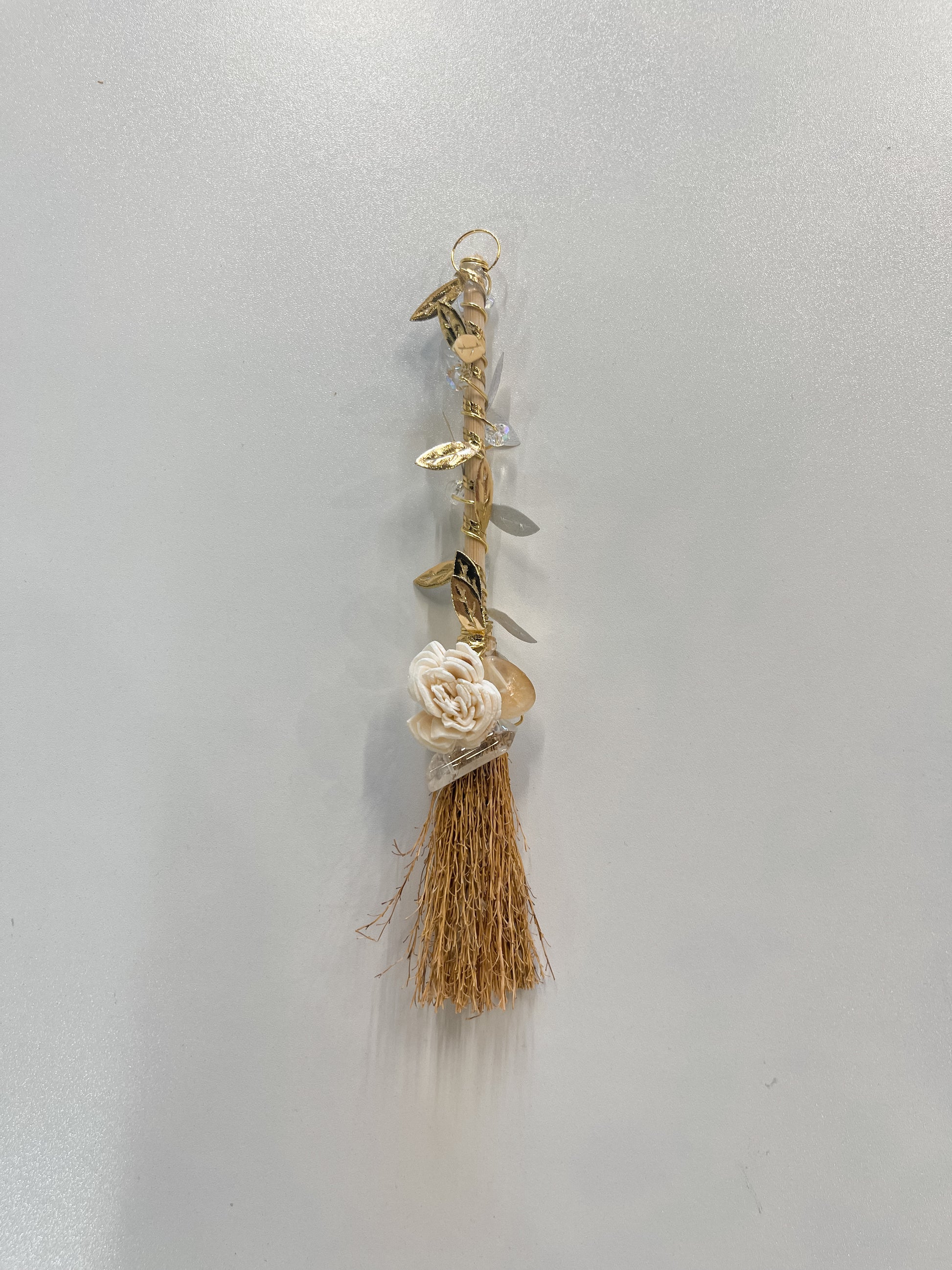 Salem Broom Hanger
