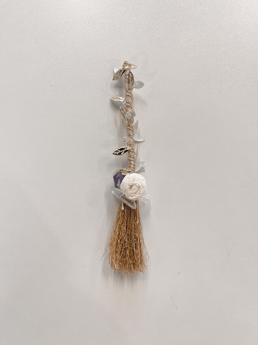 Salem Broom Hanger
