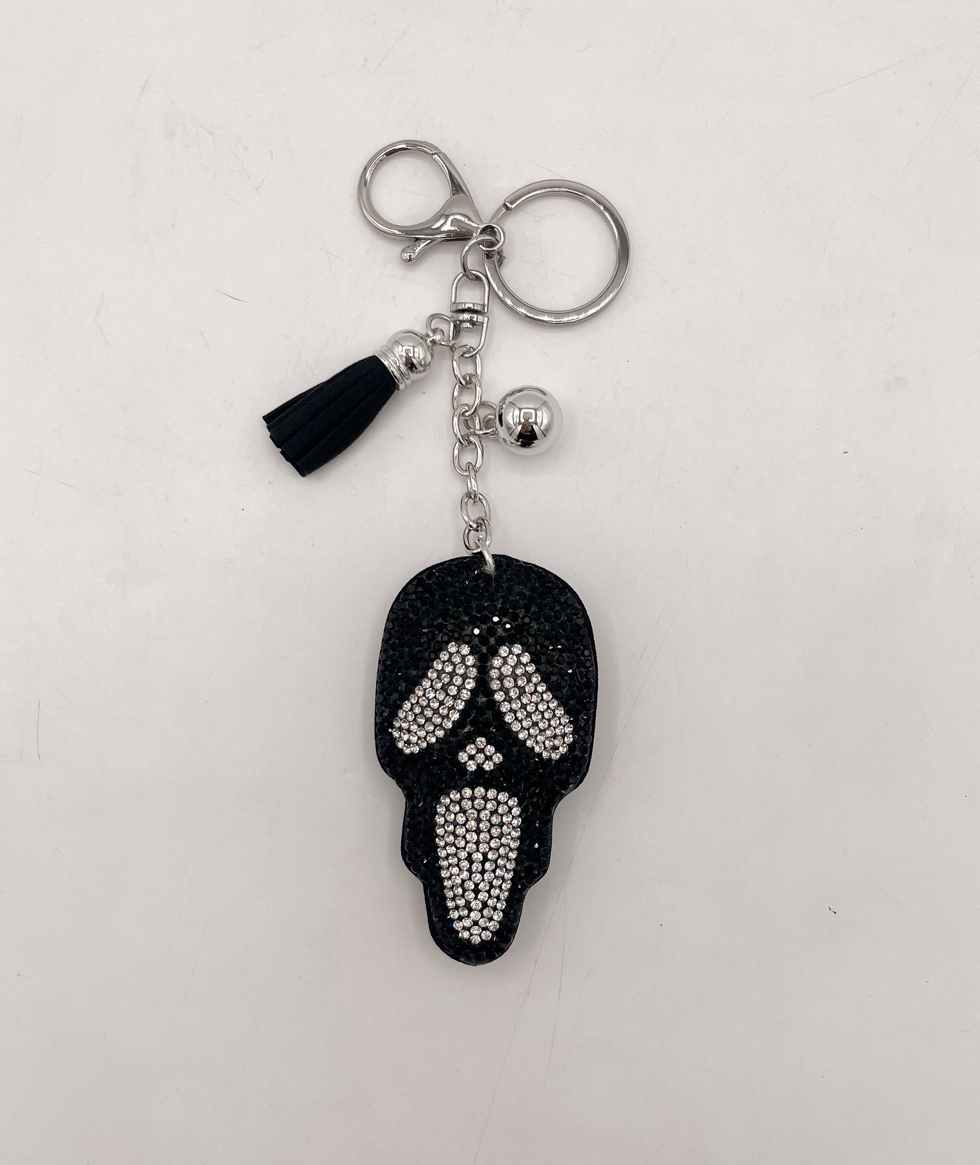 Ghostface keychain-black