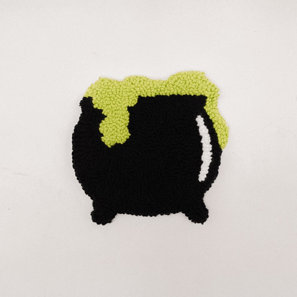 Green Potion Cauldron Mug Rug – Witch’s Brew & Morning Dew