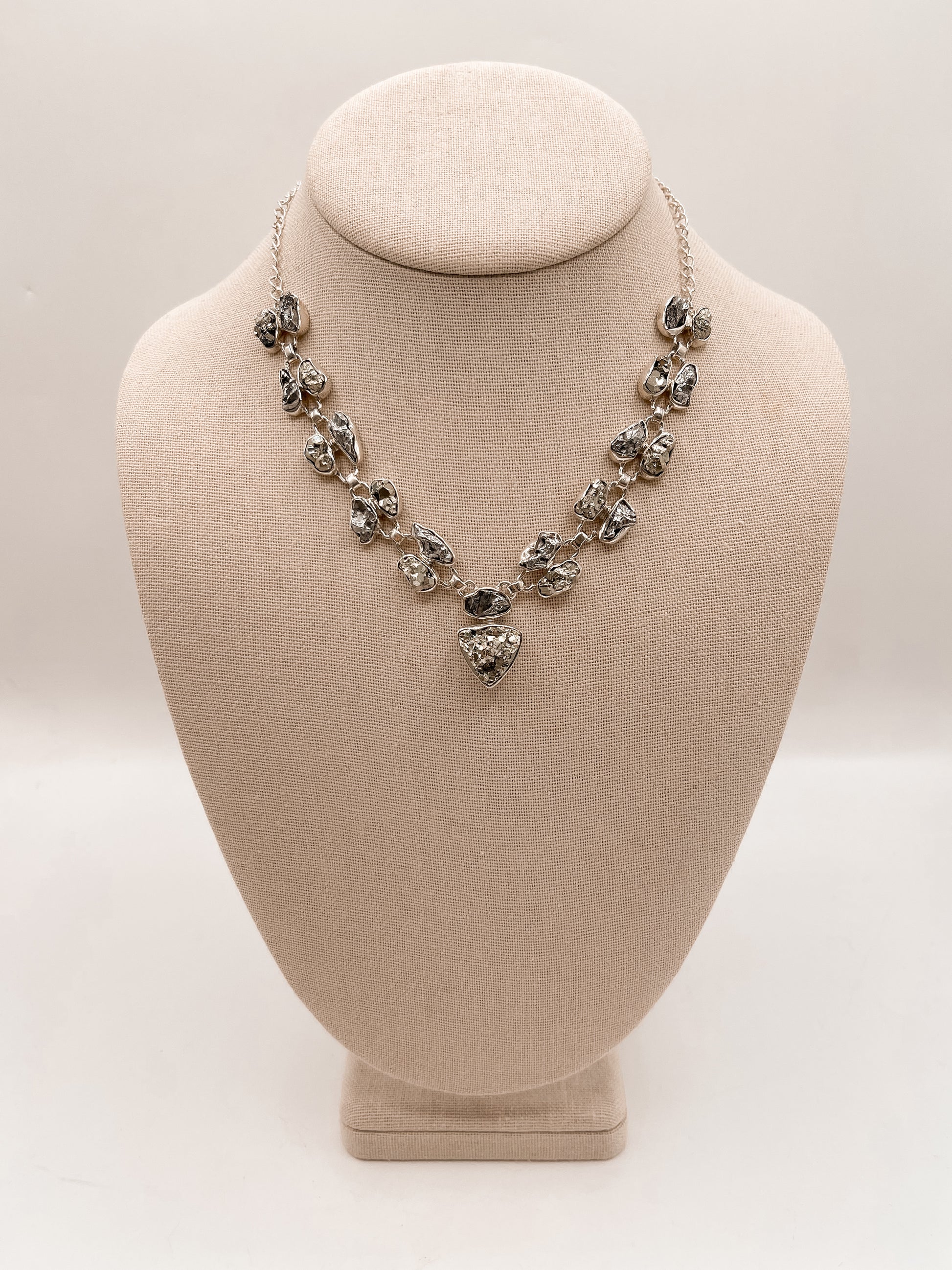 Twilight Grove Necklace