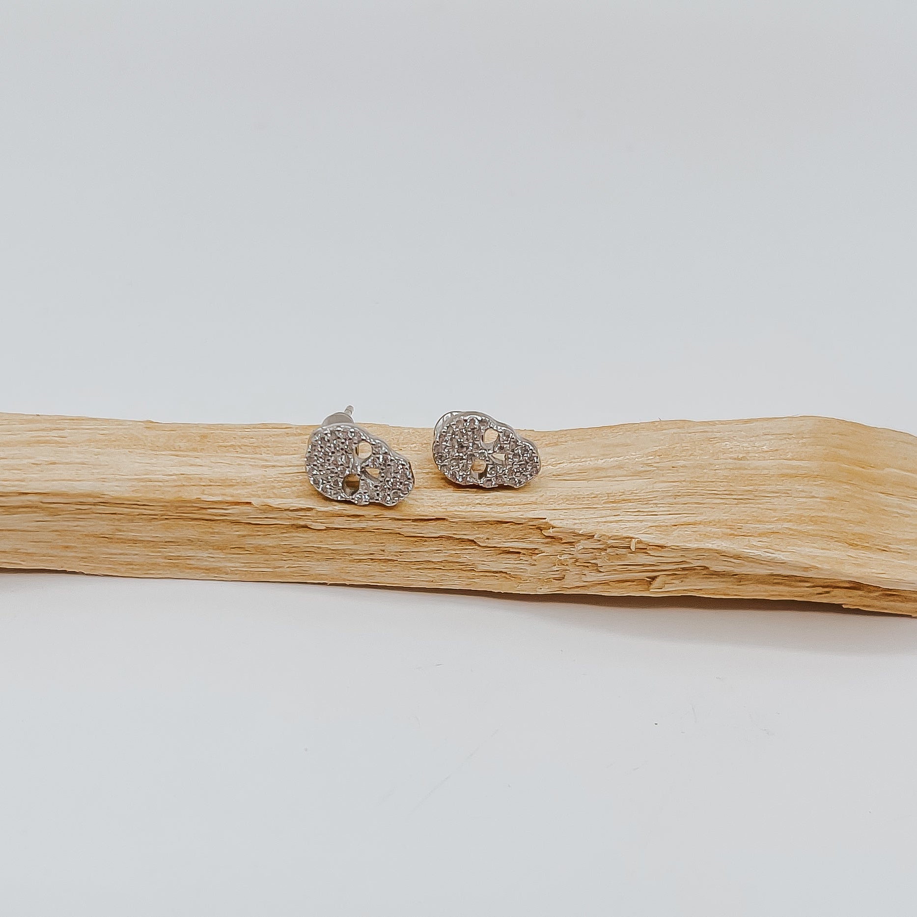 Skull Spark Studs