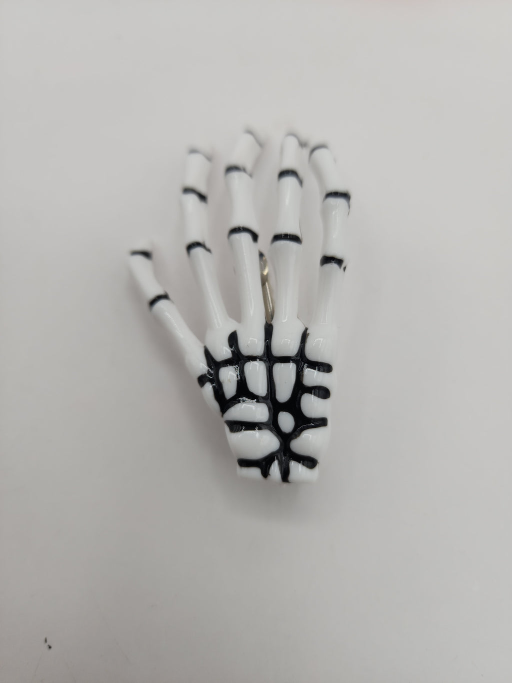 Skeleton Hand Clip